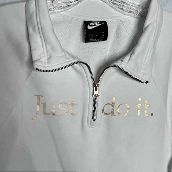 Nike Sweater Women Small Just Do It White Gold 1/2 Zip Crop Sweatshirt Athletic - Picture 3 of 7